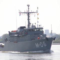 Dordrecht (M852)