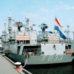Van Nes (F833)