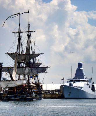 Zr.Ms. Holland (P840)