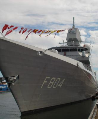 Zr.Ms. De Ruyter (F804)