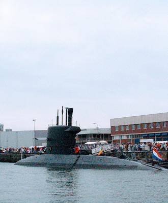 Zr.Ms. Dolfijn (S808)